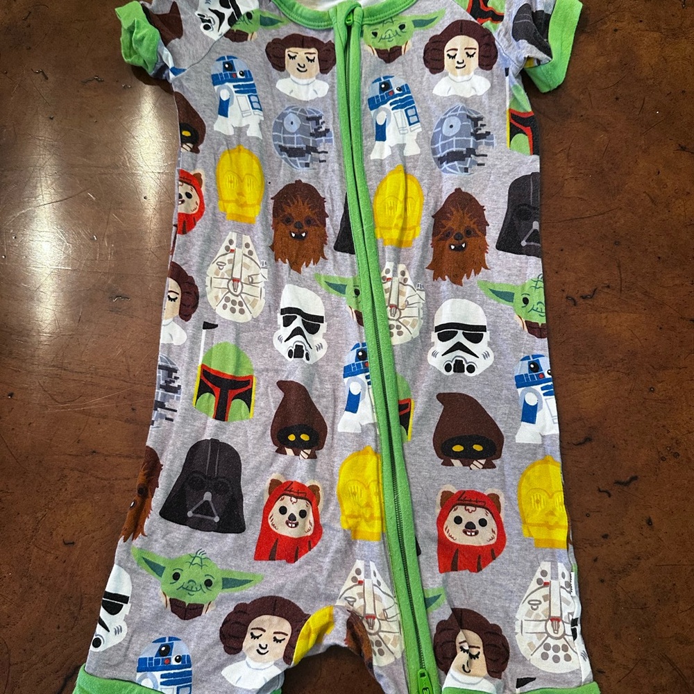 Star Wars little Sleepies Kids shorty zippy 18-24 months